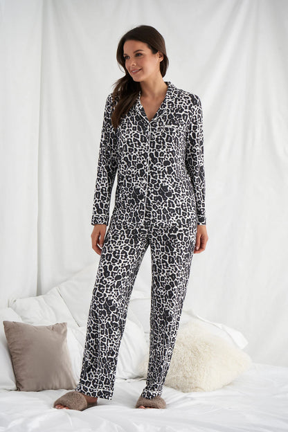 Women'S Soft Breathable Bamboo Long Pajama Set in Luxe Leopard Print
